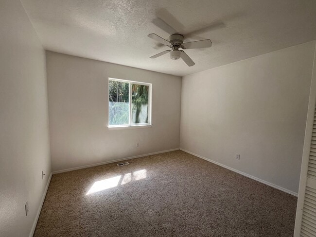 Building Photo - 11917 W Lewisburg Ct