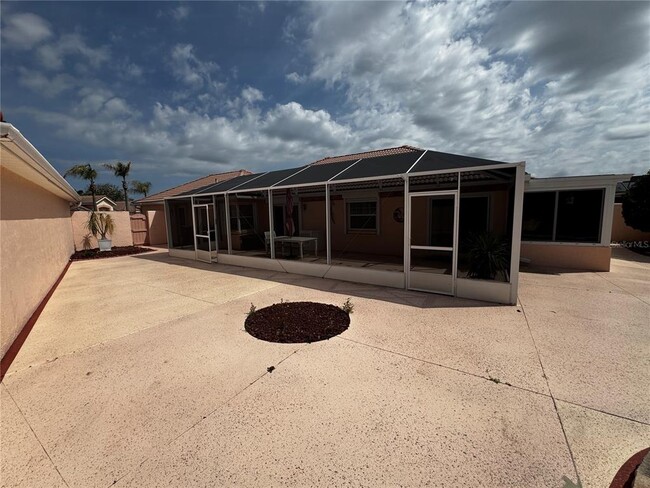 Building Photo - 1524 Martinez Dr