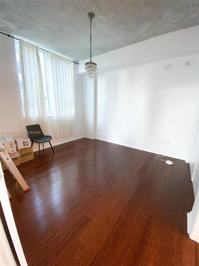 Building Photo - 234 NE 3rd St