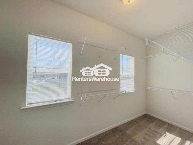 Building Photo - 4644 Indiana Ave