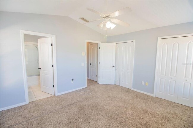 Building Photo - 12930 Kings Crossing Dr