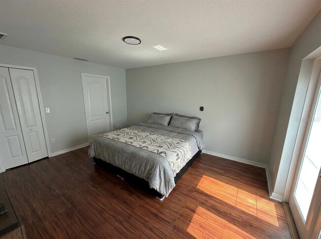 Building Photo - 8103 Tar Hollow Dr