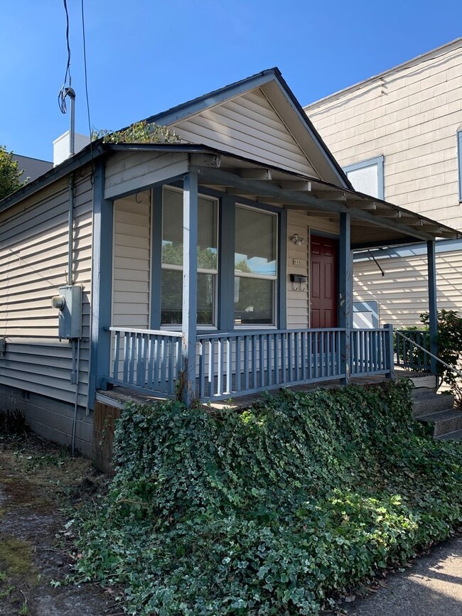Building Photo - Sellwood