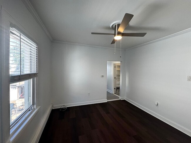 Building Photo - 24 Pamrapo Ave