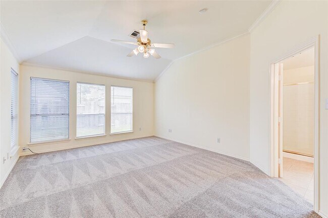 Building Photo - 16206 Waiting Spring Cir
