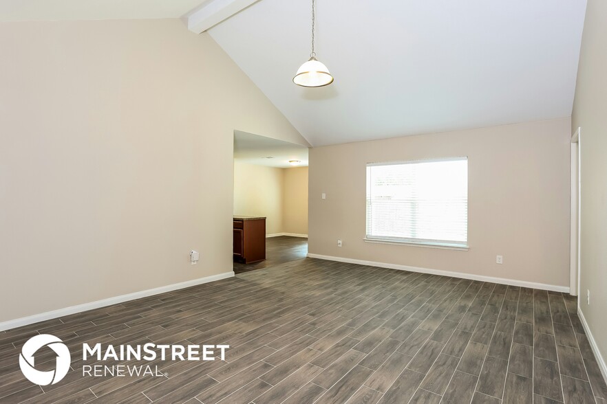 Building Photo - 1216 Timberview Dr