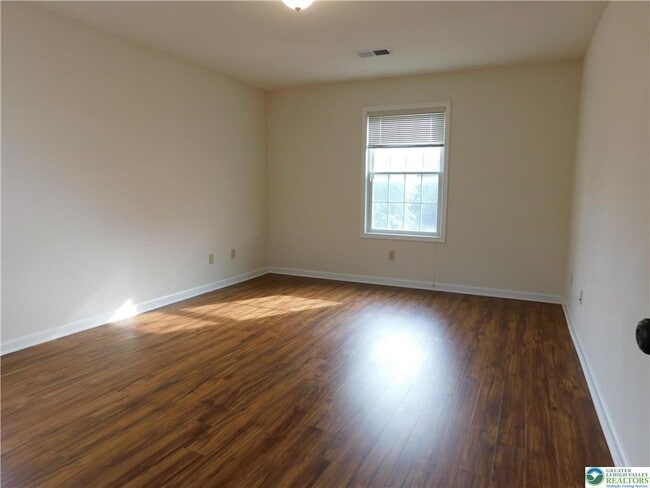 Building Photo - 821 Masslich St