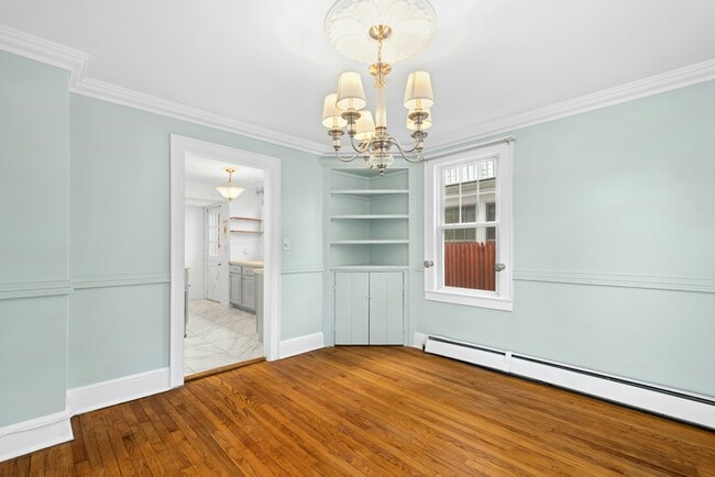 Building Photo - 2630 Boston Post Rd