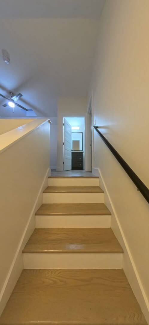 Building Photo - "Charming 3-Bed, 2-Bath Retreat in the Heart of Saint Augustine!"