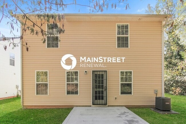 Building Photo - 3 Bedroom Pet-Friendly Home in Charlotte, NC with Main Street Renewal