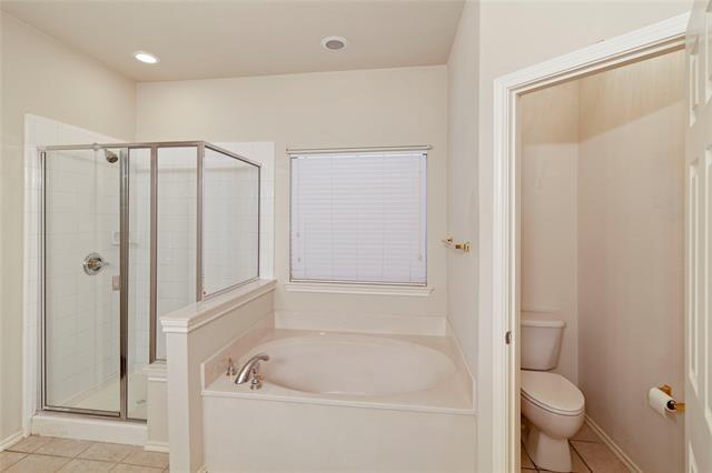 Building Photo - 4540 Bonnywood Dr