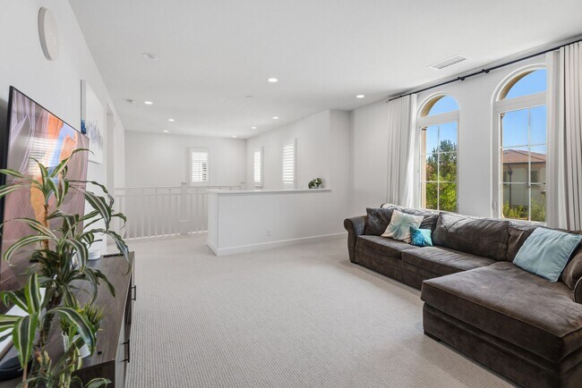 Building Photo - Guard-Gated Orchard Hills Home in The Groves | 4 Bed + Loft + Private Suite