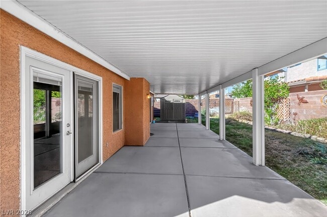 Building Photo - 935 Derringer Ln