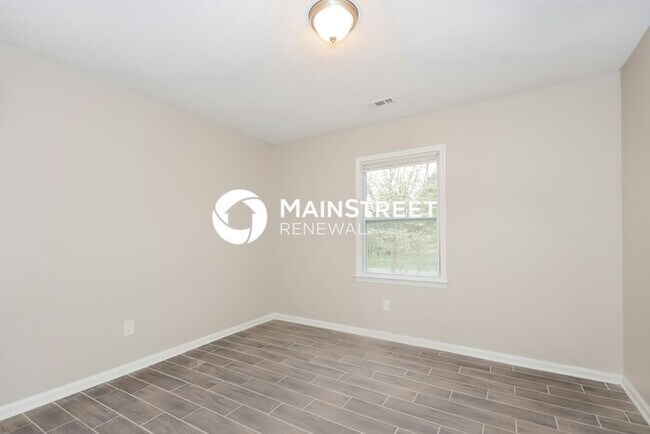 Building Photo - 3 Bedroom Pet-Friendly Home in Mooresville...