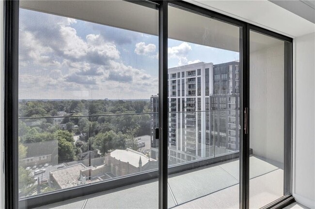 Building Photo - 2460 Peachtree Rd