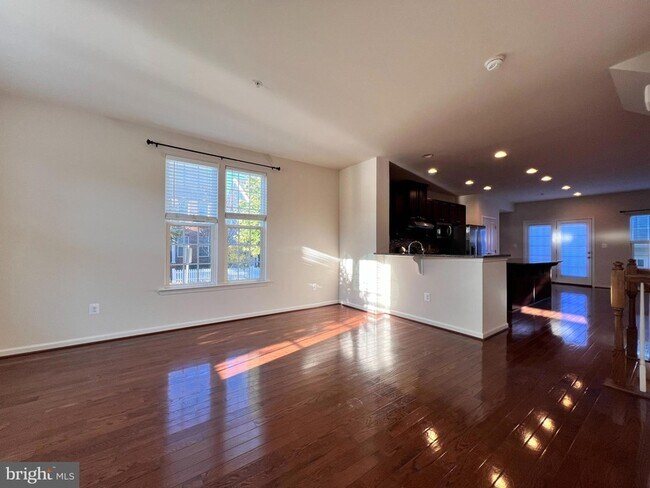 Building Photo - 22730 Autumn Breeze Ave