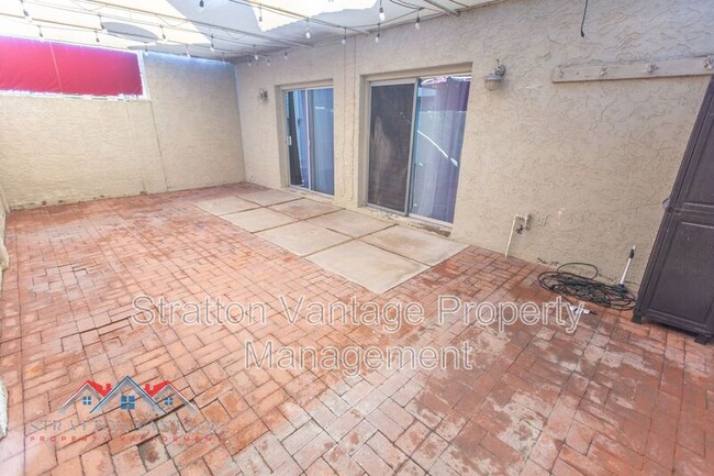 Building Photo - 4935 N 43rd St