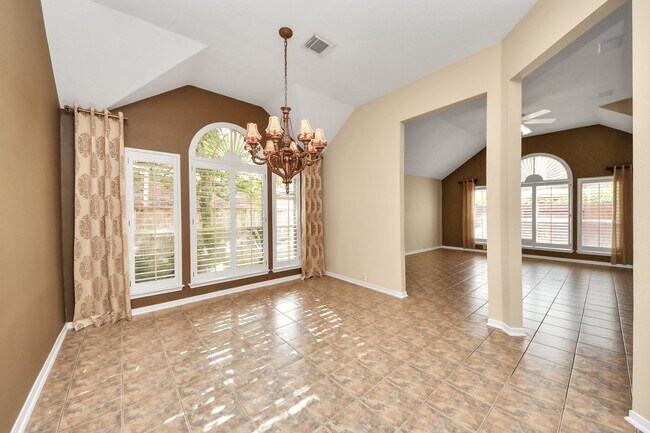 Building Photo - 7310 Whistle Ct