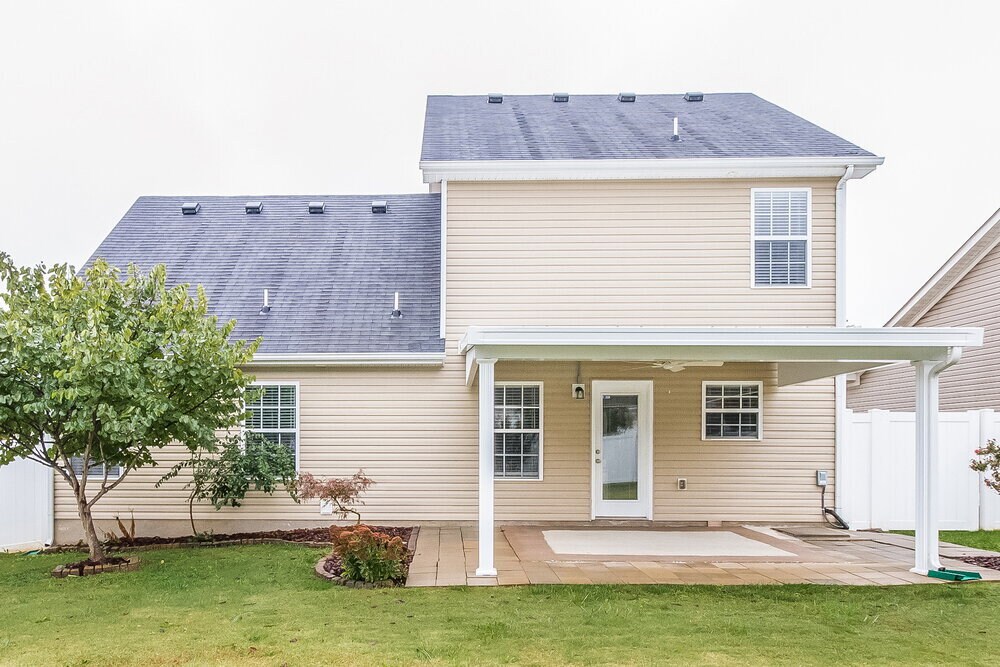 Building Photo - 3746 Maya Dr