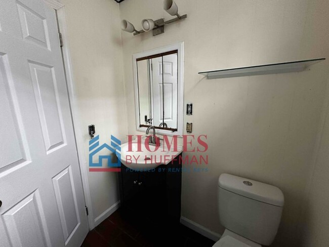 Building Photo - Ready for You! Two Bedroom House