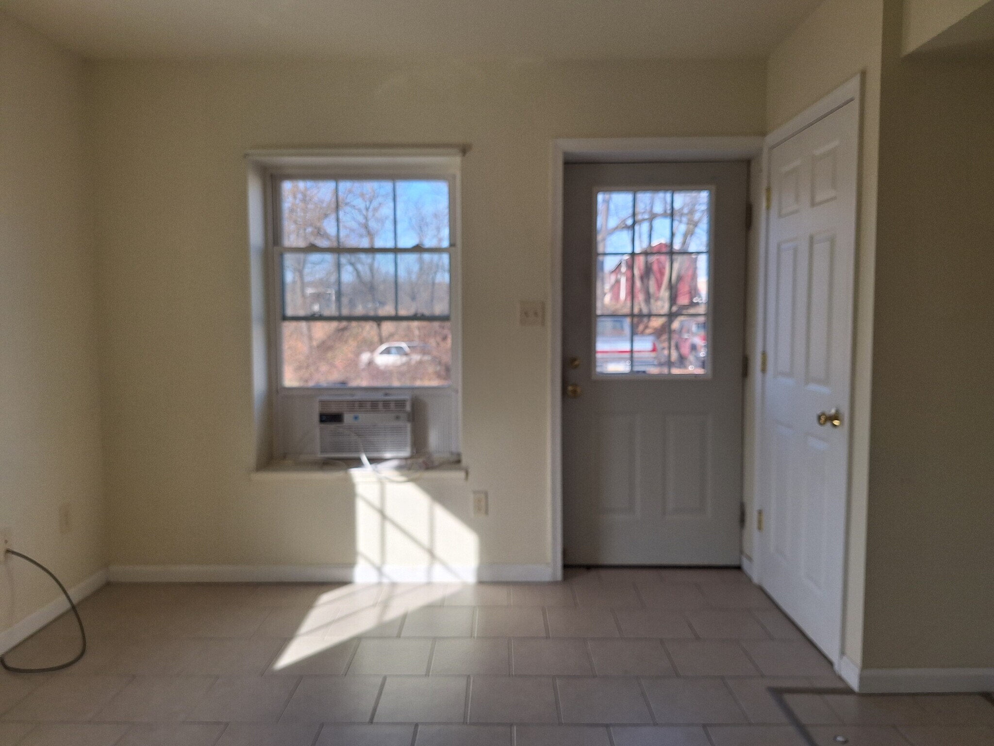 Building Photo - 354 Buchanan Trl