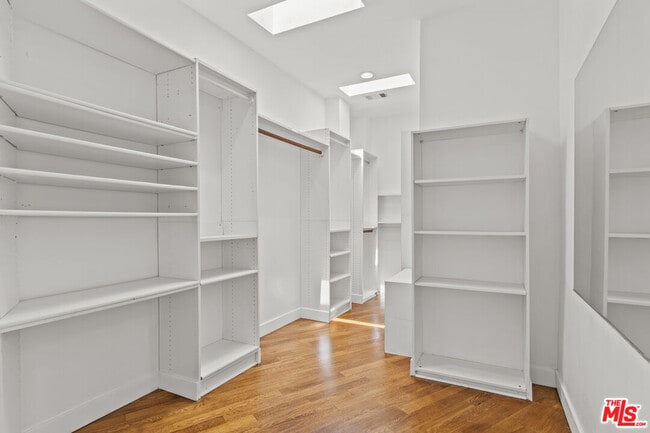 Building Photo - 2646 Rinconia Dr
