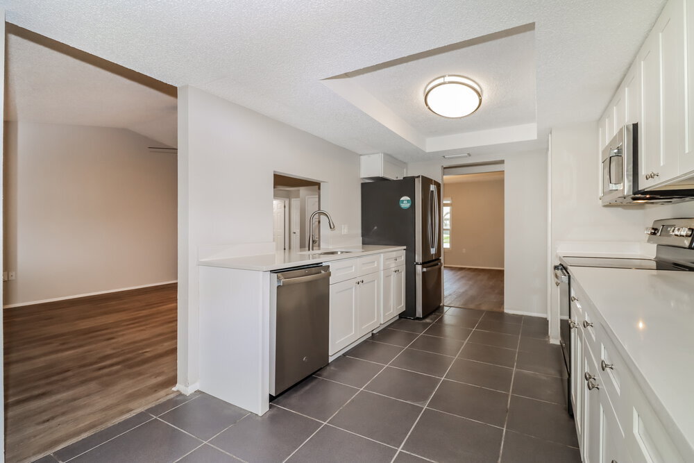 Building Photo - 7745 Riverdale Dr