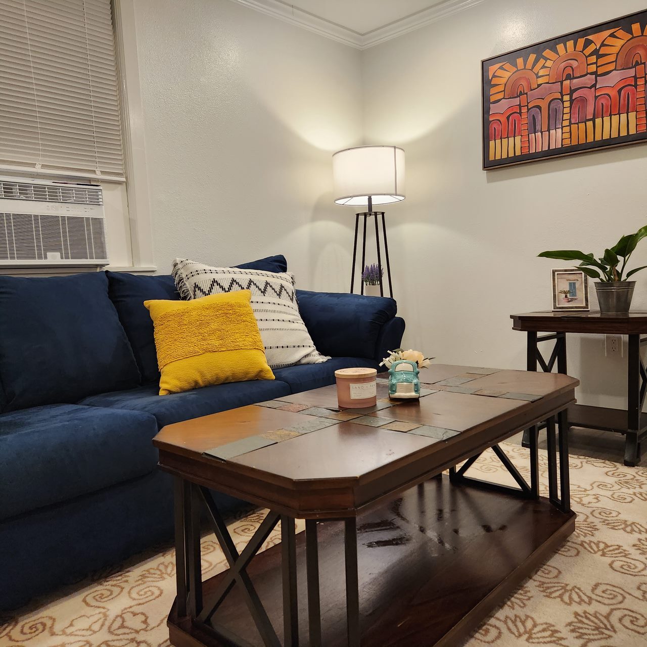 Building Photo - 4869 Tchoupitoulas St