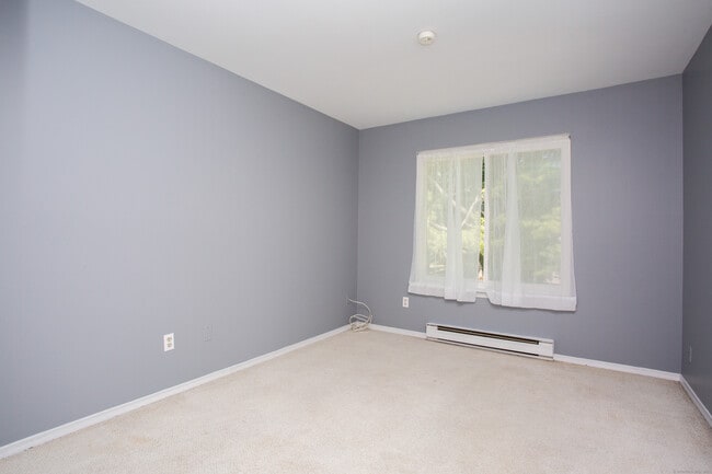 Building Photo - 146 Candlewood Dr