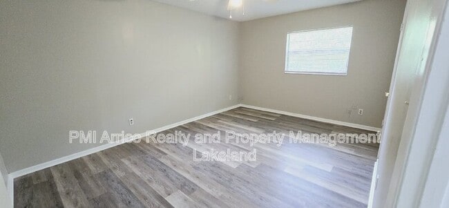 Building Photo - 1207 Buddwood Rd