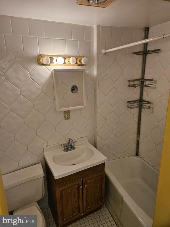 Building Photo - 36 E Ostend St