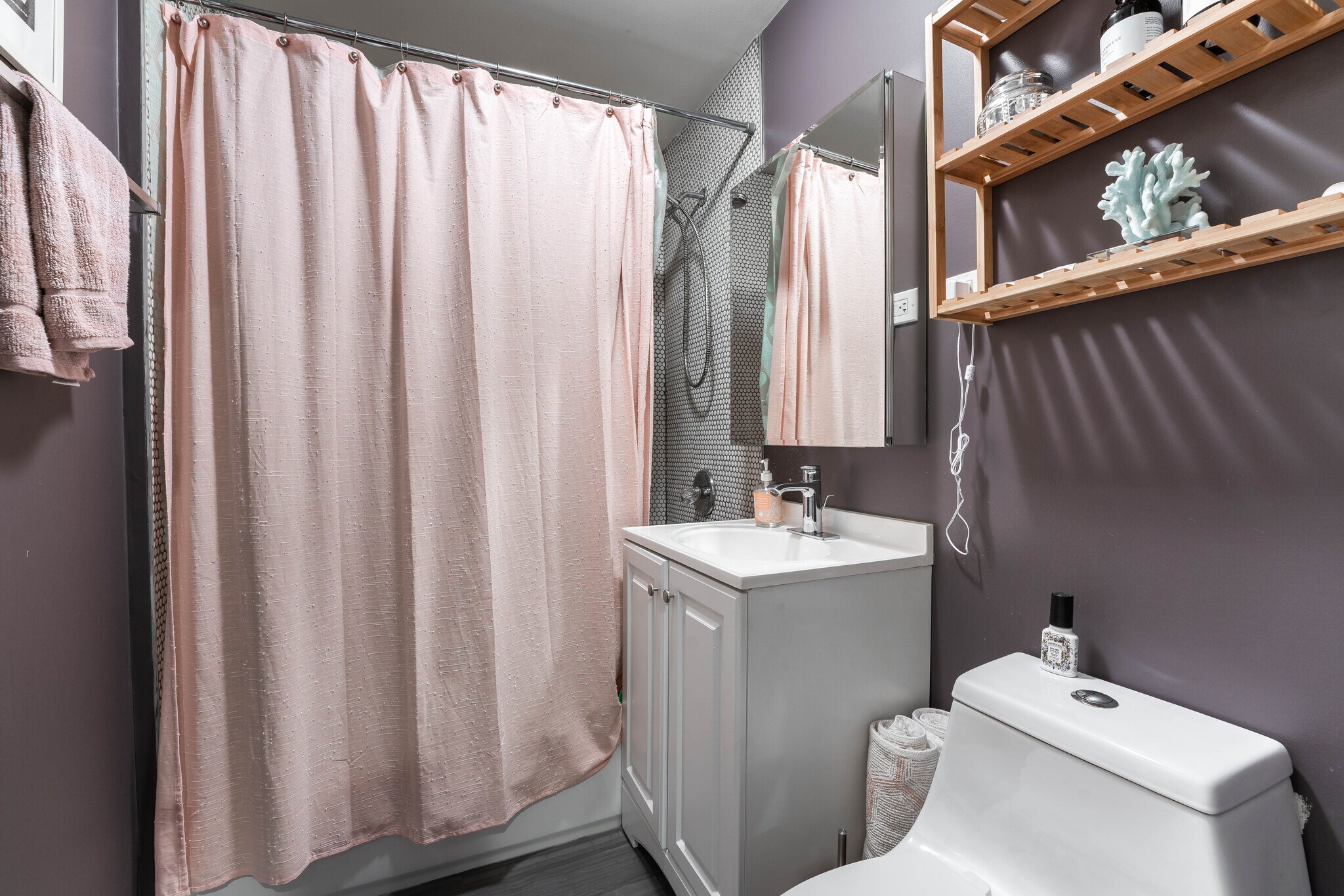 Building Photo - 2651 W Armitage Ave