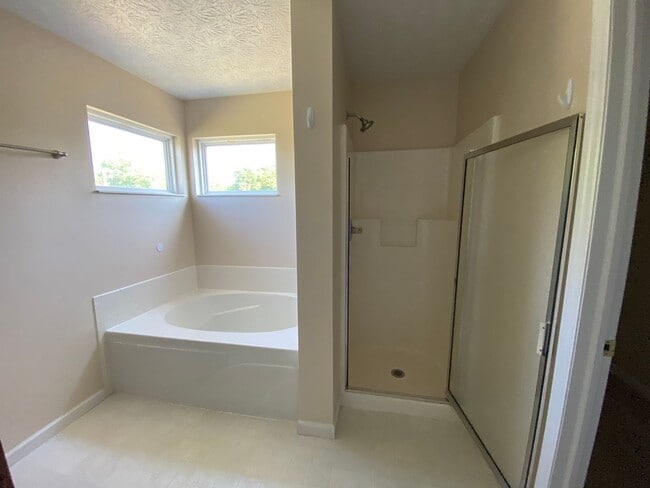 Building Photo - 4221 Dobbin Cir