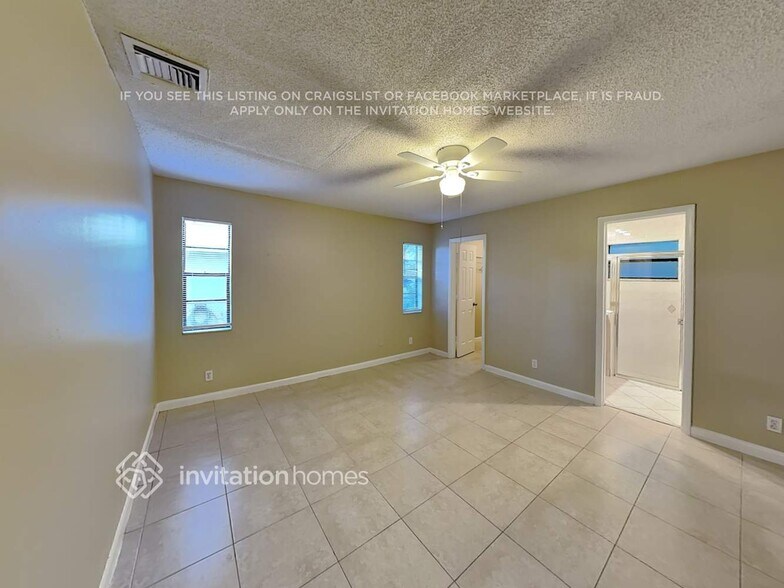 Building Photo - 1406 NW 113th Terrace