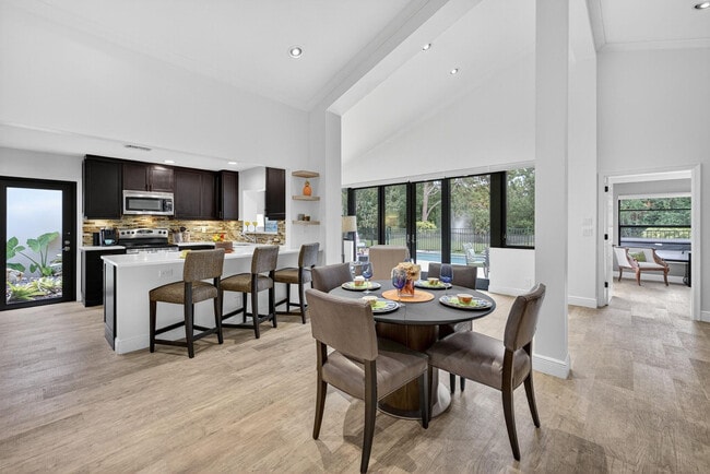 Building Photo - 2801 Deer Creek Country Club Blvd