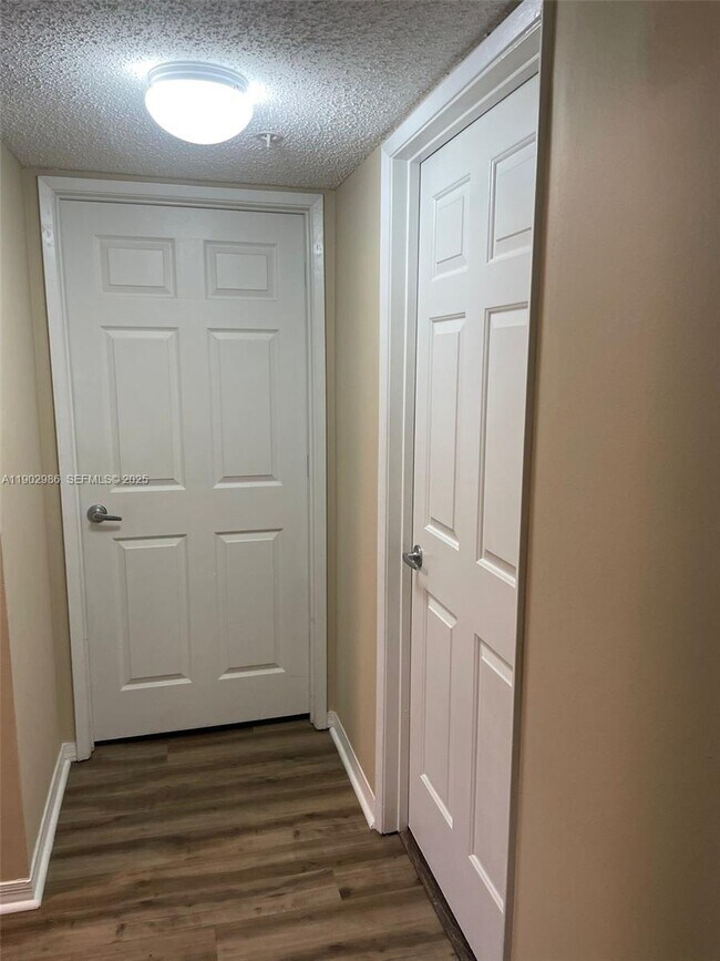 Building Photo - 2640 S University Dr