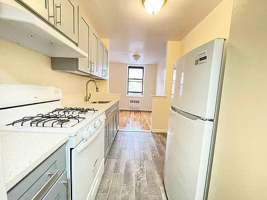 Building Photo - 1 bedroom in Bronx NY 10463