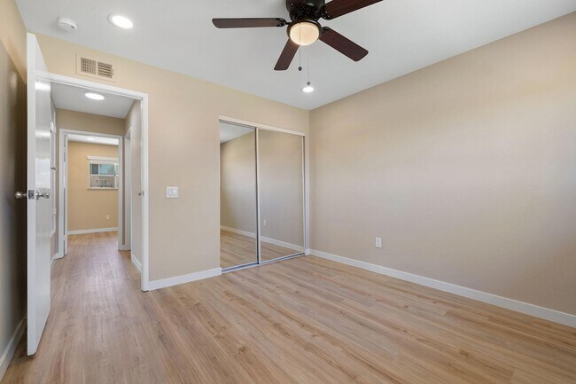 Building Photo - 46869 CA-74