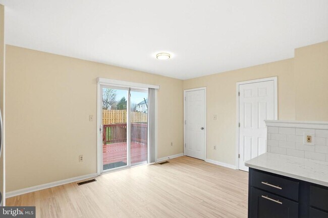 Building Photo - 541 Highland Towne Ln