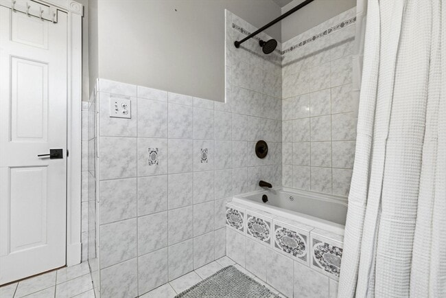 Building Photo - 30 Boardman St