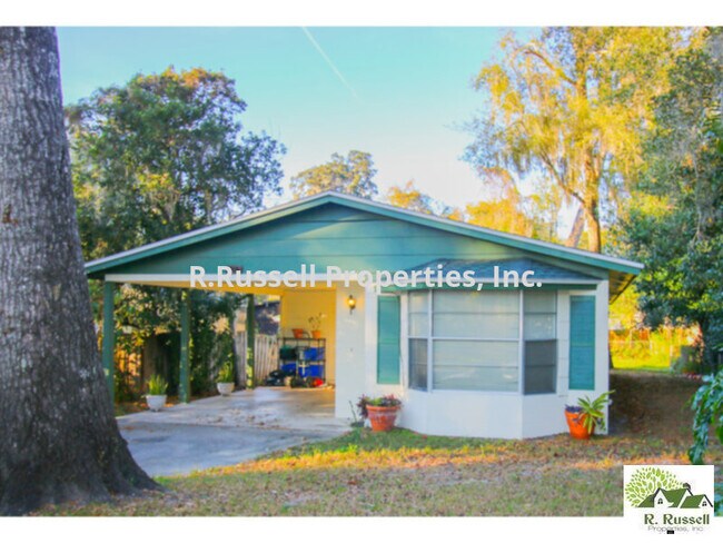 Primary Photo - Cute home located right in the center of A...