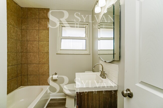 Building Photo - Coming HOME never felt so good!