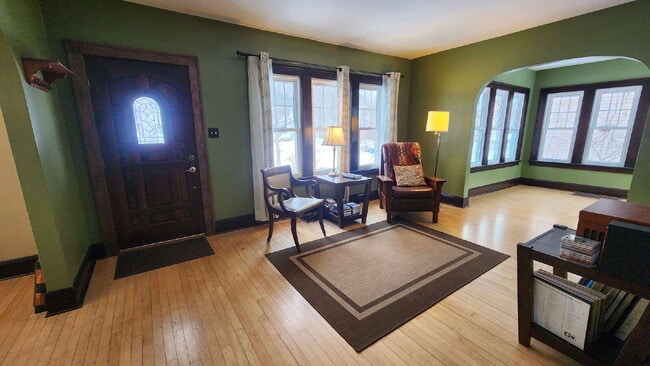 Building Photo - 4-Bedroom, 2 Bathroom Easthill Home with Bonus Room, Finished Lower Level, and Garage