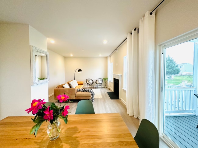 Building Photo - 4740 Canterbury Rd