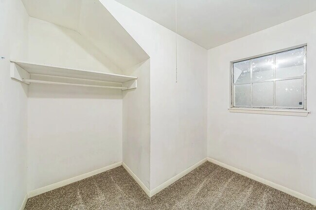 Building Photo - 4-Bedroom Home in League City – Space, Comfort & Convenience
