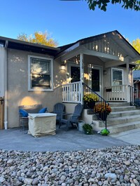 Building Photo - Renovated Fully-Furnished Duplex w/ Privat...