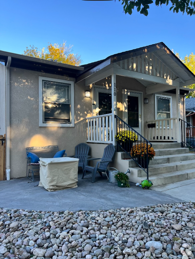Building Photo - Renovated Fully-Furnished Duplex w/ Privat...
