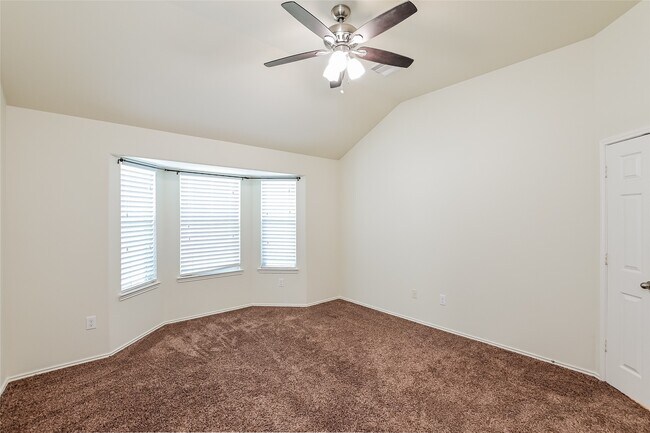 Building Photo - 15011 Mause Creek Dr