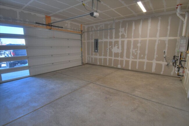 Building Photo - NEW CONSTRUCTION IN THE FAR NE Heights!