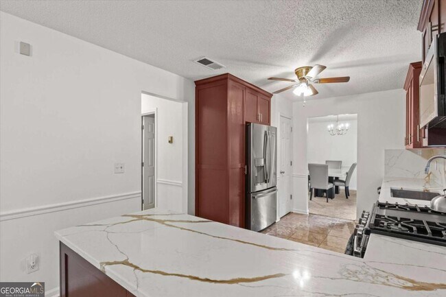 Building Photo - 285 Cascade Rise Ct SW